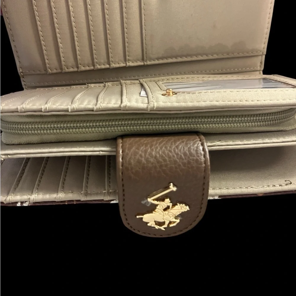 New with Tags Beverly Hills Polo Club Brown Wallet